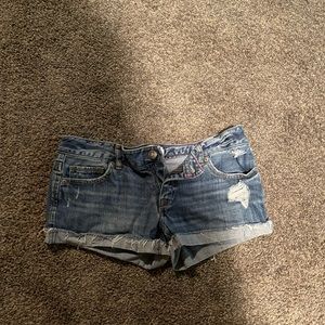 Aeropostale women’s jean shorts